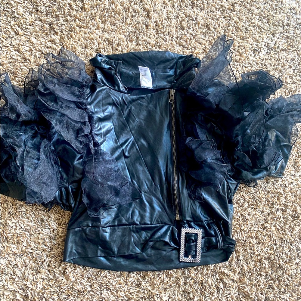 Leather crop top short sleeve jacket